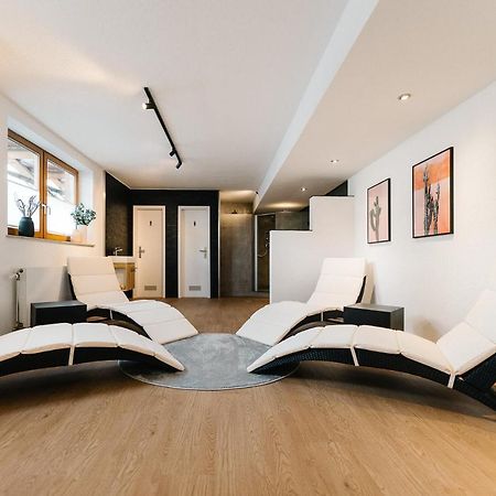 Moderne 2 Zi.-Fewo Blackforestart Naehe Freiburg Simonswald Buitenkant foto